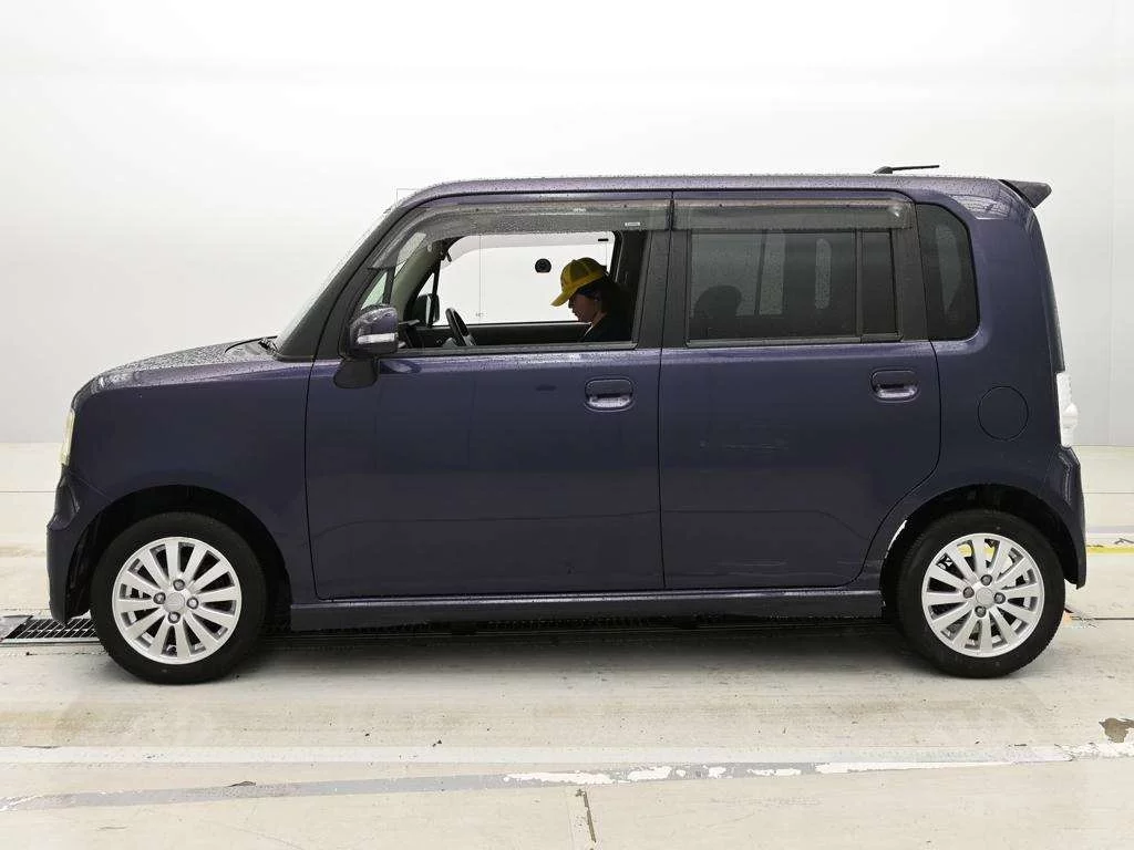 Daihatsu Move Conte  с аукциона в Японии