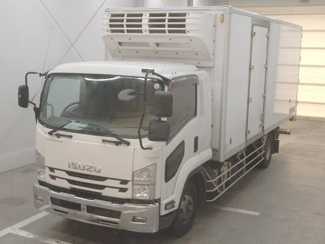 Isuzu Forward  с аукциона в Японии