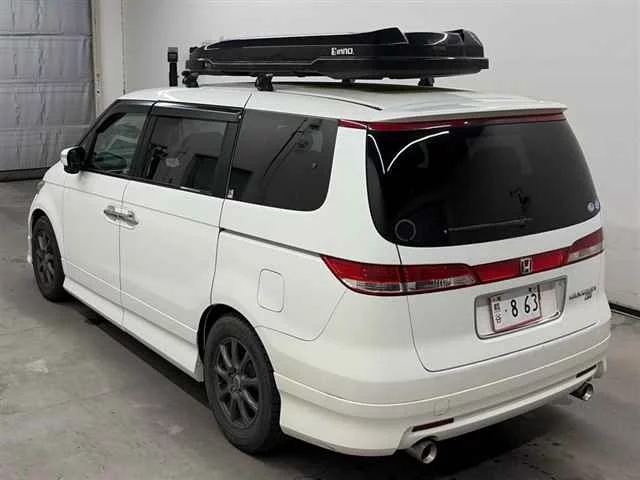 Honda Elysion  с аукциона в Японии