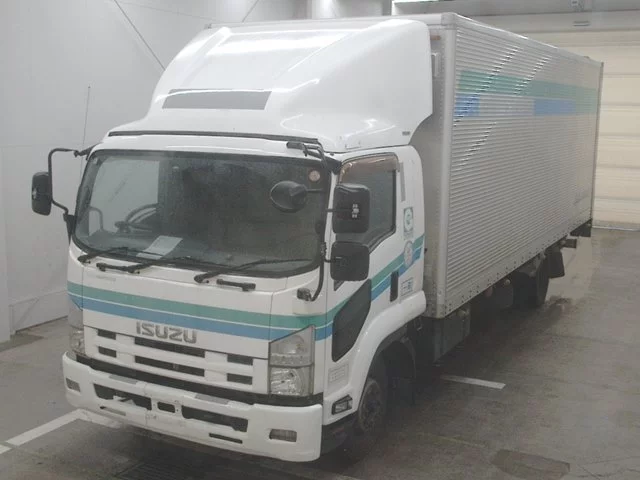 Isuzu Forward  с аукциона в Японии