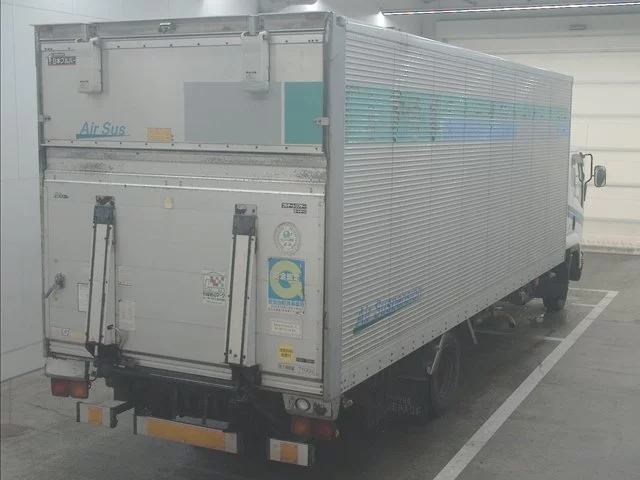Isuzu Forward  с аукциона в Японии