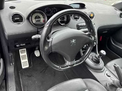 Peugeot RCZ