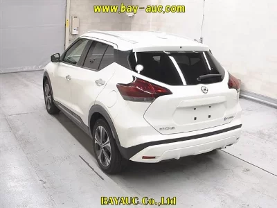 NISSAN KICKS