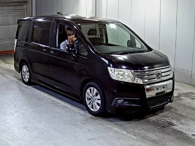 Honda STEPWGN SPADA