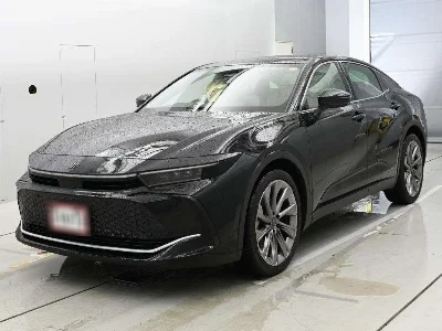 Toyota Crown Crossover