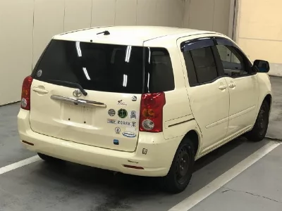 Toyota Raum