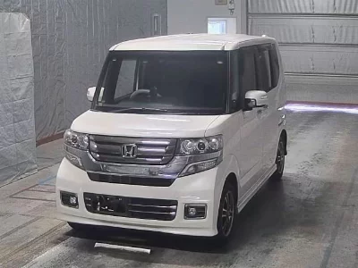 Honda N BOX CUSTOM