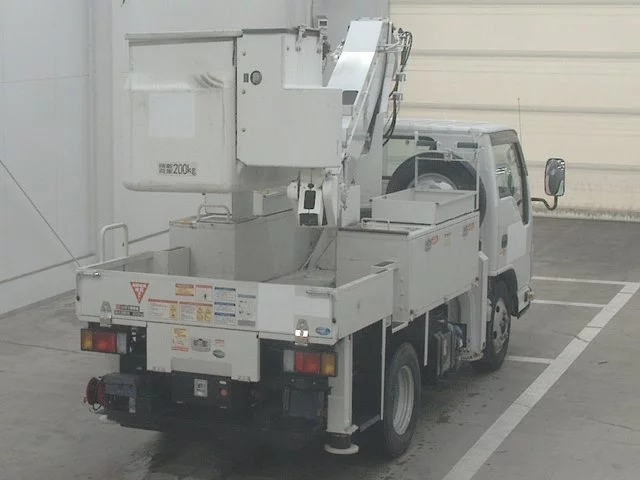 Isuzu Elf  с аукциона в Японии