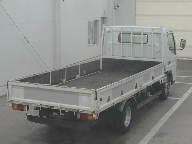Mitsubishi Fuso Canter  с аукциона в Японии