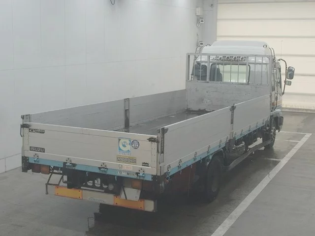 Isuzu Forward  с аукциона в Японии