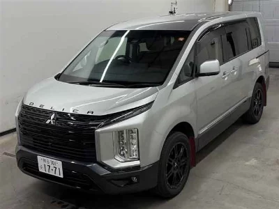 MITSUBISHI DELICA D:5
