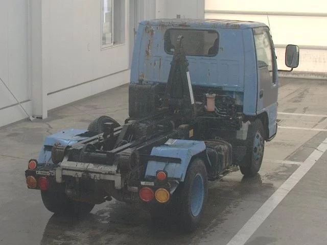 Isuzu Elf  с аукциона в Японии