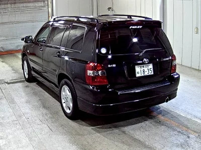 Toyota Kluger V