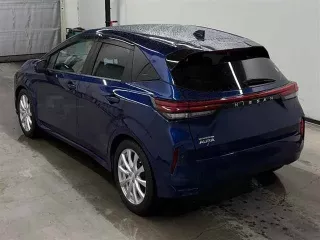 Nissan Aura