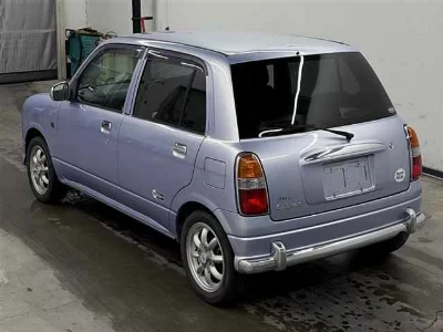 Daihatsu Mira Gino