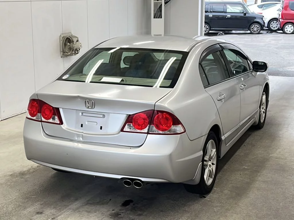 Honda Civic  с аукциона в Японии