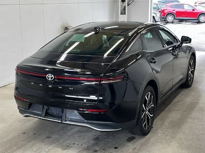 Toyota Crown Crossover