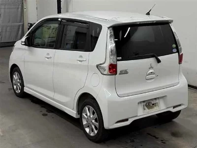 Mitsubishi ek Custom