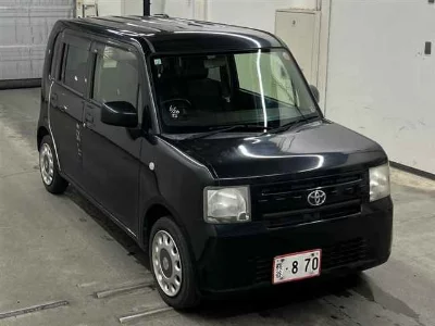 Toyota Pixis Space