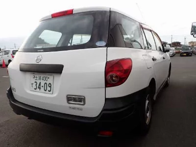 Nissan AD