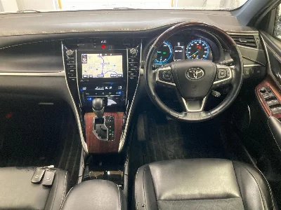 Toyota HARRIER HYBRID