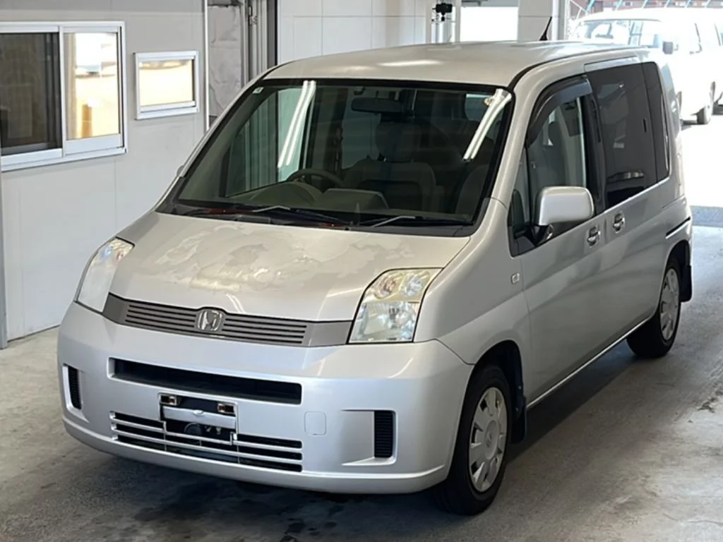 Honda Mobilio  с аукциона в Японии