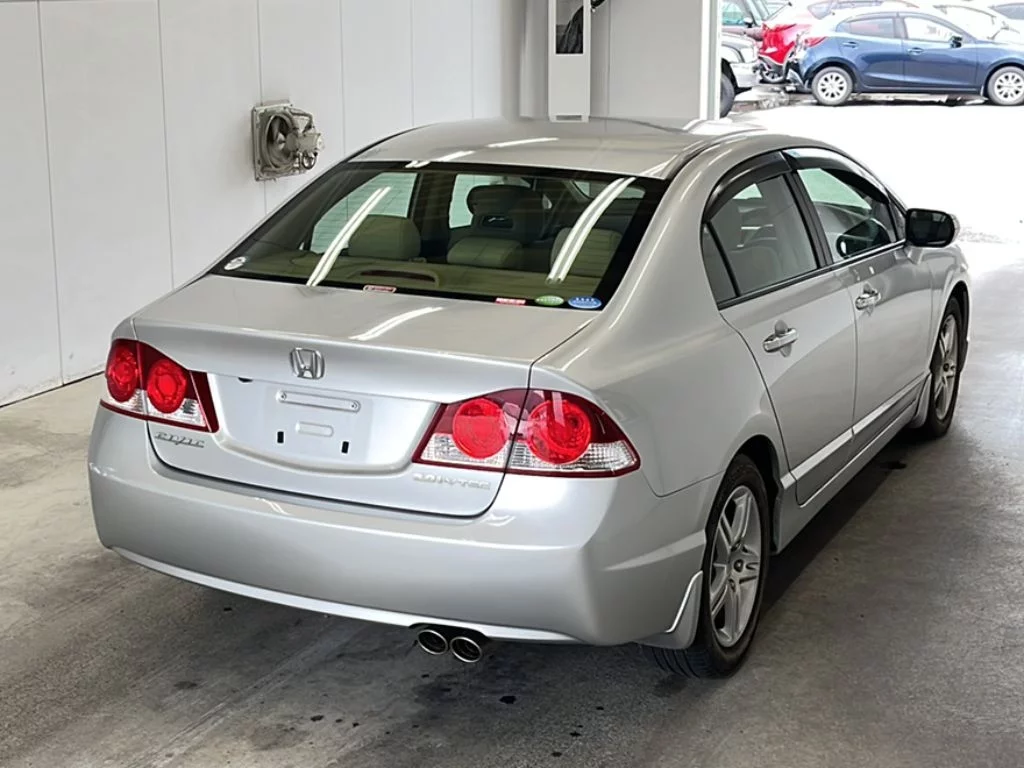 Honda Civic  с аукциона в Японии
