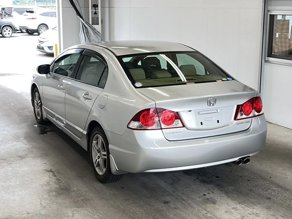 Honda Civic  с аукциона в Японии