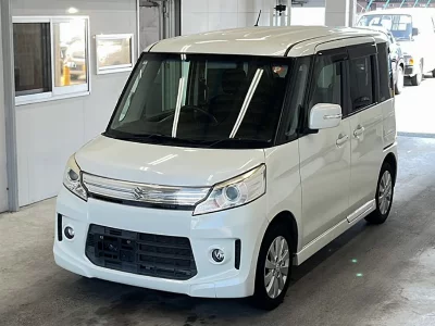 Suzuki Spacia Custom