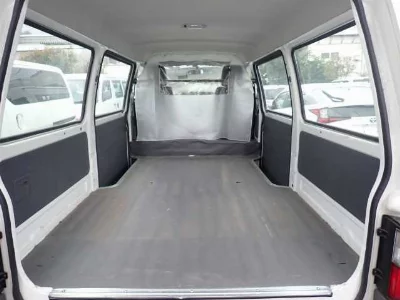 Mazda Bongo Van