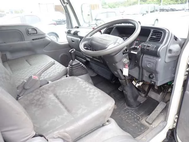Isuzu Elf  с аукциона в Японии