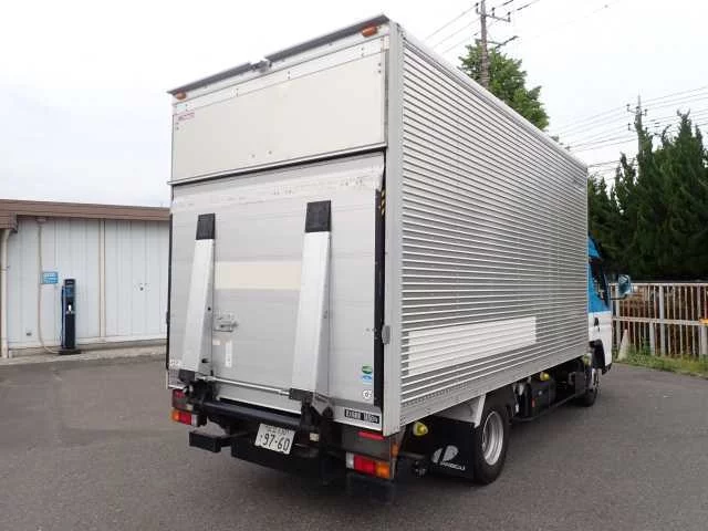 Mitsubishi Fuso Canter  с аукциона в Японии