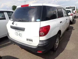 Nissan AD