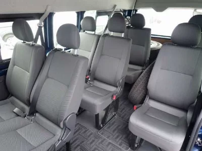Toyota HiAce Commuter