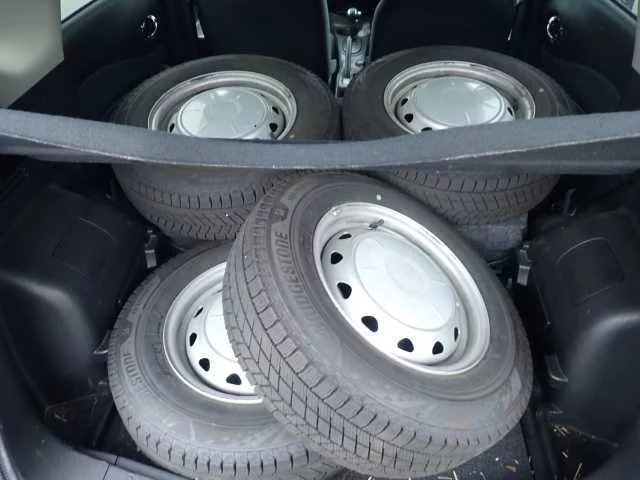 Nissan Note  с аукциона в Японии