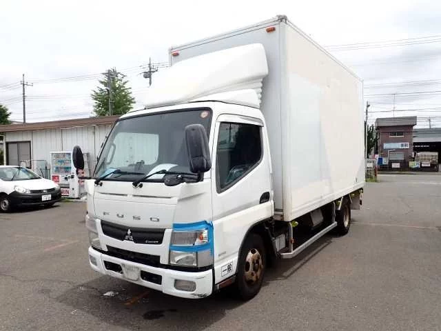 Mitsubishi Fuso Canter  с аукциона в Японии