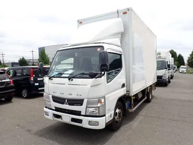 Mitsubishi Fuso Canter  с аукциона в Японии