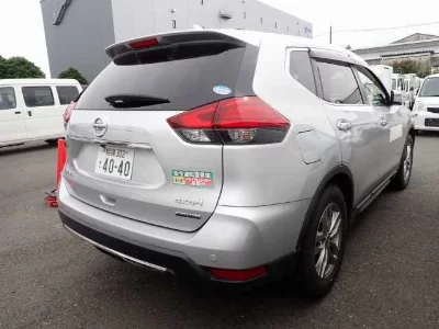 NISSAN X-TRAIL