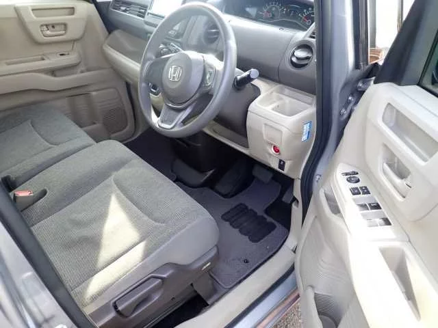 Honda N-Box  с аукциона в Японии