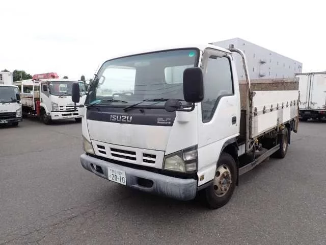 Isuzu Elf  с аукциона в Японии