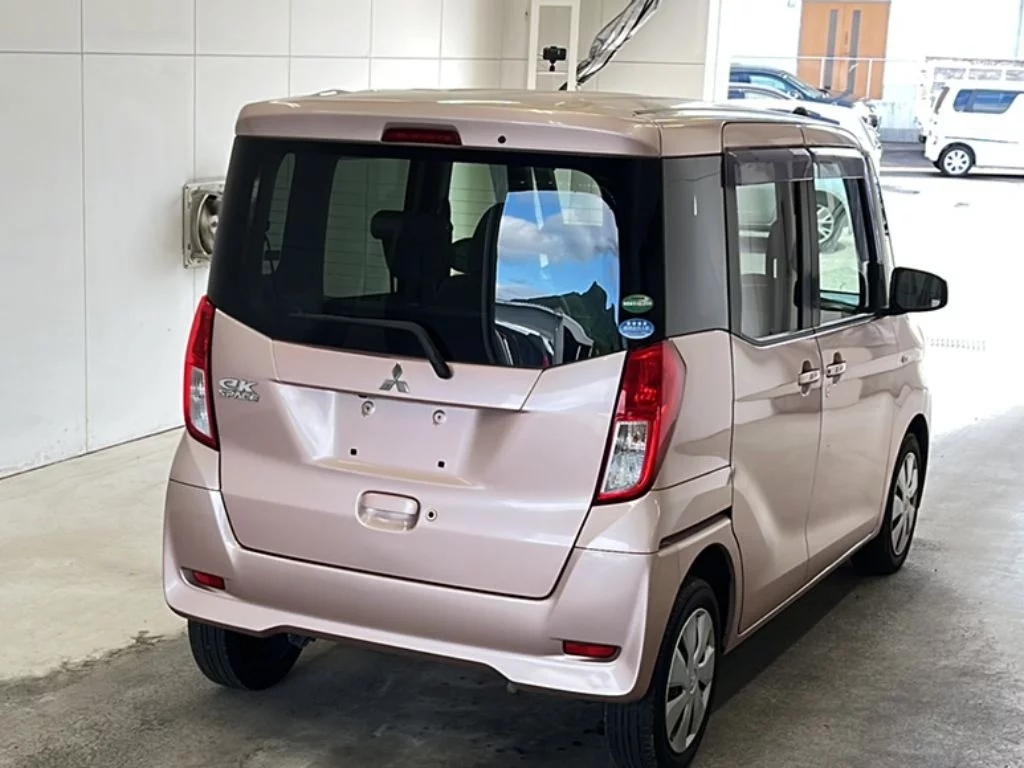 Mitsubishi eK X Space  с аукциона в Японии