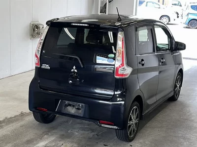 Mitsubishi EK CUSTOM