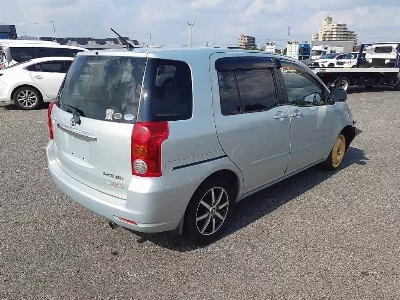 Toyota Raum