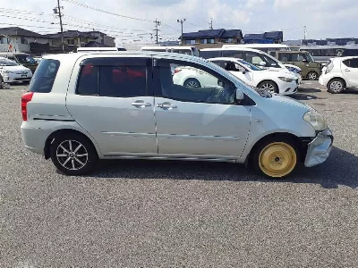 Toyota Raum