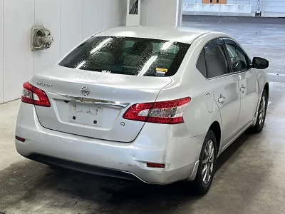 Nissan BLUEBIRD SYLPHY