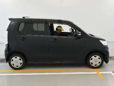 Suzuki WAGON R STINGRAY