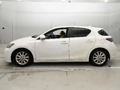 Lexus CT200h