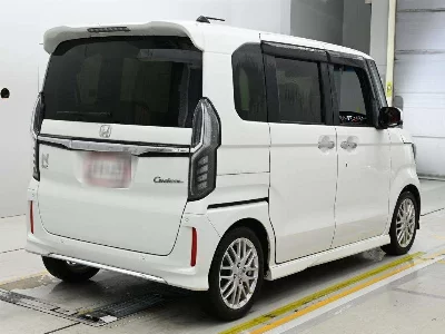 Honda N BOX CUSTOM
