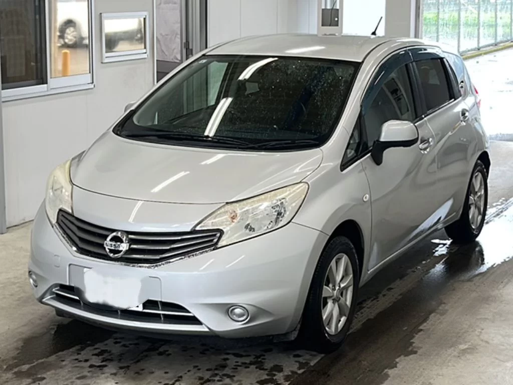 Nissan Note  с аукциона в Японии