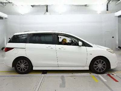 Nissan Lafesta